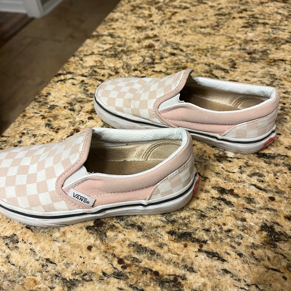 Checkered Slip-On Vans - Picture 4 of 6